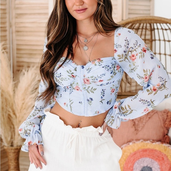 Floral Blue Women's Crop Top Size M. NWT - Picture 5 of 12